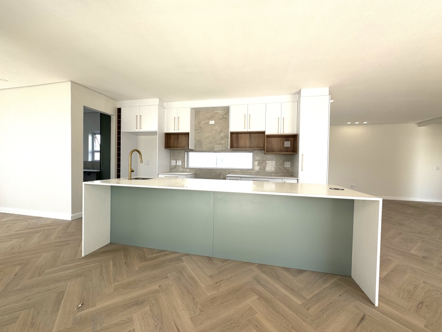 4 Bedroom Property for Sale in Sandown Western Cape